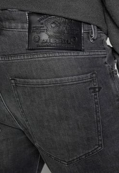 Diesel VOCS - Straight Leg Jeans - 09b42 02 -Diesel shop 0078e1309dbf429e97da54ca8e3e8e34