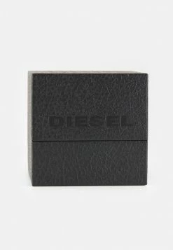 Diesel MEGA CHIEF SET - Chronograph Watch - Black/silver-coloured -Diesel shop 041d539c7d554442925be9c5aed9fc88