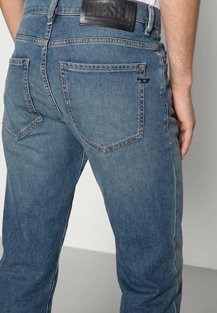 Diesel D-VOCS - Straight Leg Jeans - 009ei 5 Diesel D-VOCS - Straight Leg Jeans - 009ei - Image 5