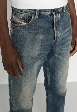 Diesel Slim Fit Jeans - 09d93 01 -Diesel shop 0fad6195bab04ebf95cc7d5099291b01