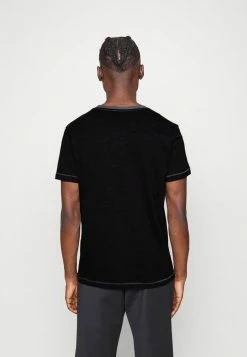 Diesel DIEGOR - Print T-shirt - Black -Diesel shop 1b5a6ad0cca44c1798ec1bb13c3dda9f