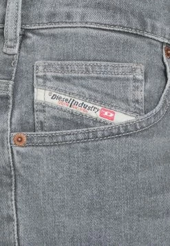 Diesel D-LUSTER - Slim Fit Jeans - Blue Denim -Diesel shop 1f1c7e0169e545c58d09c14071313b4e