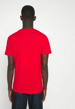 Diesel DIEGOS - Basic T-shirt - Red -Diesel shop 1f68c4db932141469d52d5dc79e6b5b0