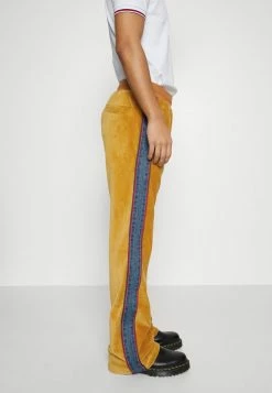 Diesel MEYERLY - Trousers - Orange -Diesel shop 26bef8a1bf0f44188bb7f62d86e1b51b