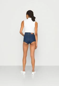 DE-LUNAR DIESEL LIBRARY - Denim Shorts - Denim 7 DE-LUNAR DIESEL LIBRARY - Denim Shorts - Denim -Diesel shop 288d970283f44ad1bdb31cfee51930dc