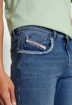 Diesel 2019 D-STRUKT-SP - Slim Fit Jeans - 09e19 01 -Diesel shop 28fdead34ae94e32bcc7f8a2c25a7d7e