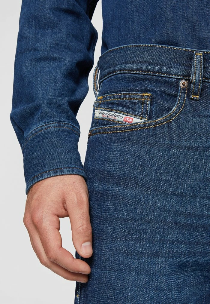 Diesel 2020 VIKER - Straight Leg Jeans - 09c03 01 5 Diesel 2020 VIKER - Straight Leg Jeans - 09c03 01 - Image 5