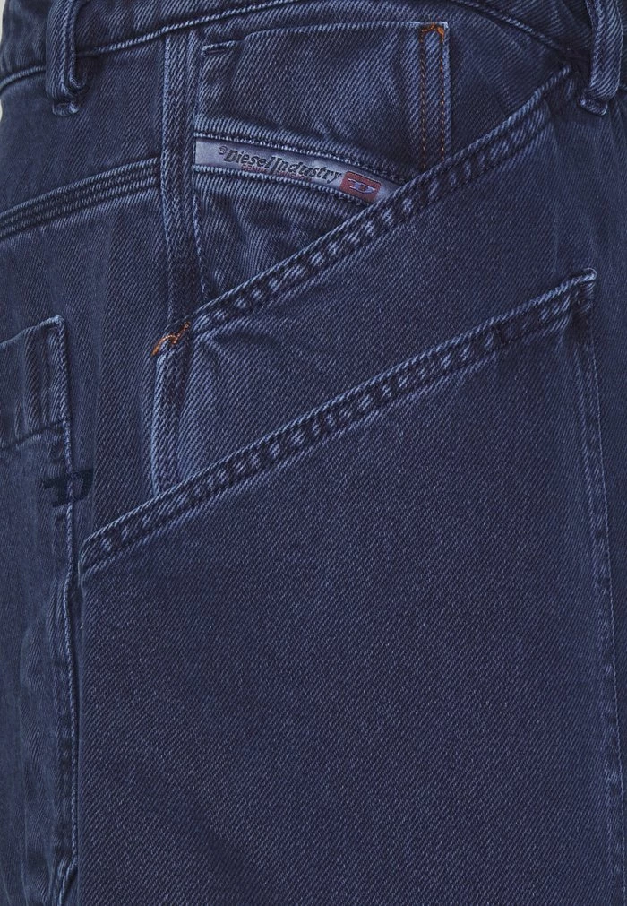 Diesel D-FRANKY-CARPENTER-S - Relaxed Fit Jeans - 0eeax 3 Diesel D-FRANKY-CARPENTER-S - Relaxed Fit Jeans - 0eeax - Image 3