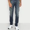 Diesel 1979 SLEENKER - Slim Fit Jeans - 069yy 01
