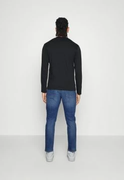 Diesel 2005 D-FINING - Jeans Tapered Fit - 09d47 01 -Diesel shop 3f904a8f4eef4e6e8e6703969446d616