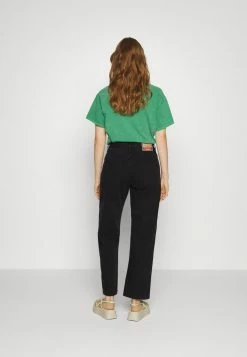 Diesel Relaxed Fit Jeans - Black Denim -Diesel shop 4e2caa76b3a04d539fd17814bbd05550