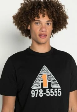 Diesel T JUST C8 - Print T-shirt - Black -Diesel shop 50e0ec44e61a4474983b01d914104049