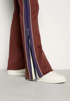 Diesel ZAMPOCK UNISEX - Tracksuit Bottoms - Dark Red -Diesel shop 549682f314e54888baa5d9e6db7703d0