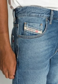 Diesel D-STRUKT-SHORT - Denim Shorts - 0ehak 01 -Diesel shop 55060e1331dc4716869ca1840495c698