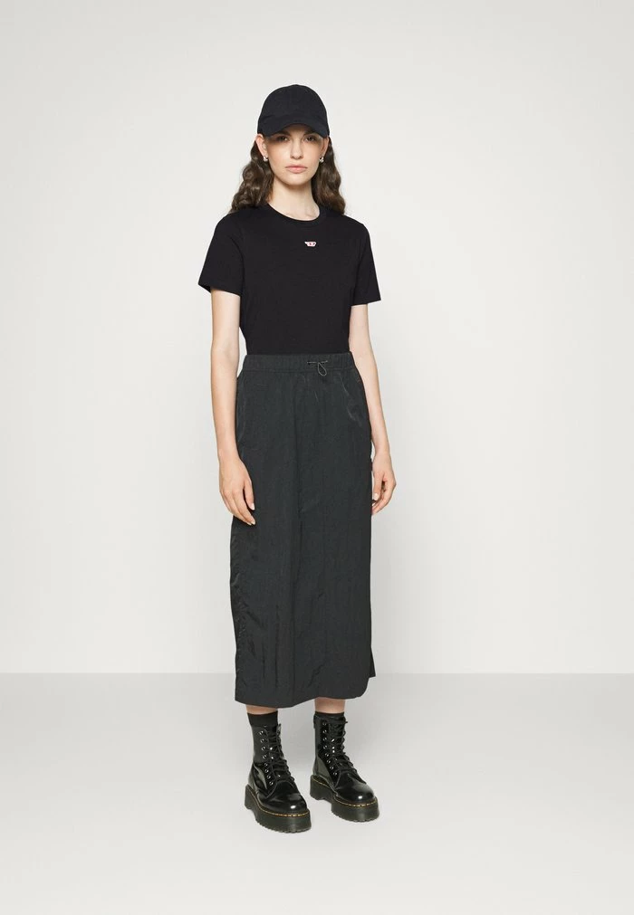 Diesel Basic T-shirt - Black 2 Diesel Basic T-shirt - Black - Image 2