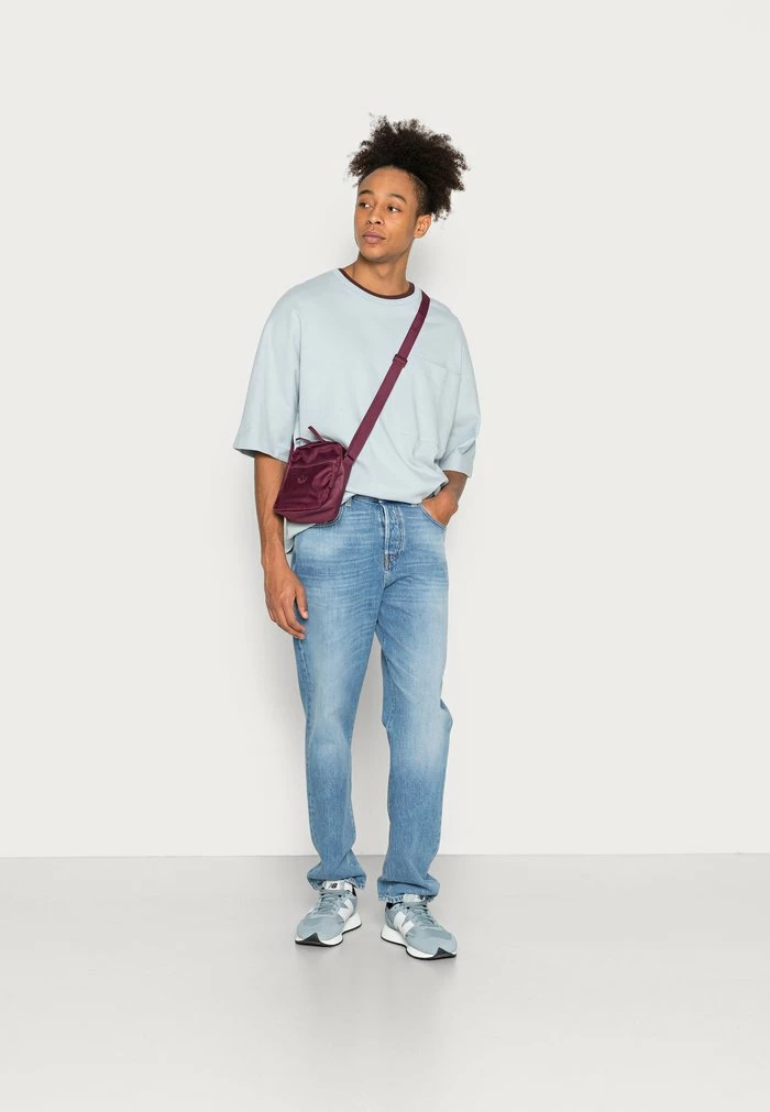 Diesel 2020 VIKER - Straight Leg Jeans - 09c15 01 2 Diesel 2020 VIKER - Straight Leg Jeans - 09c15 01 - Image 2