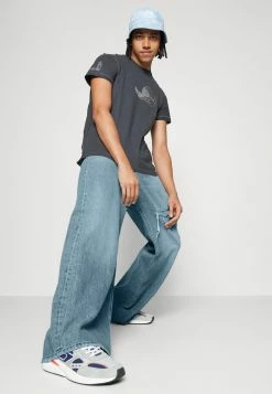 Diesel D-RISE - Flared Jeans - 09e25 01 -Diesel shop 625c81adf064425ba6e22fe8ee9352db