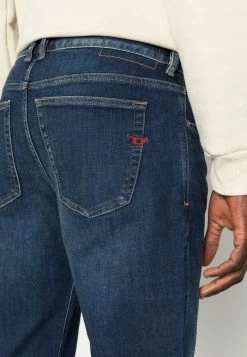 Diesel 1979 SLEENKER - Slim Fit Jeans - 09d43 01 -Diesel shop 64f2f200e7ea4f3c8443c17d37406959