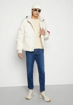 Diesel 2005 D-FINING - Jeans Tapered Fit - 09d46 01 -Diesel shop 65300168dc674f4f8f8dca98e291eea1