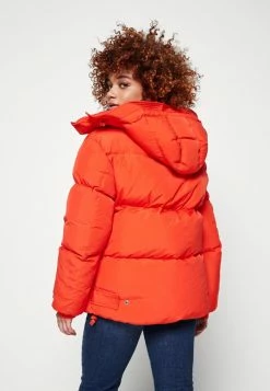 Diesel W-ROLF - Down Jacket - Red -Diesel shop 6a07f77a4e414679acff23fd73e02578