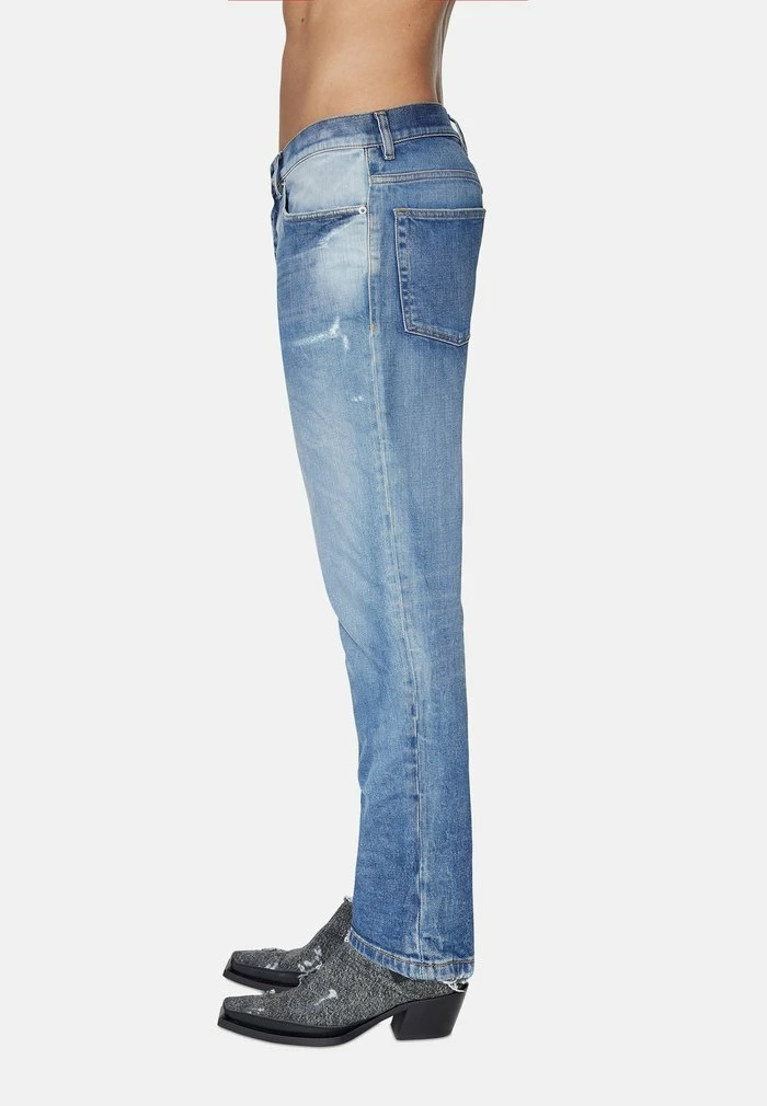 Diesel 2005 D-FINING - Jeans Tapered Fit - Medium Blue 3 Diesel 2005 D-FINING - Jeans Tapered Fit - Medium Blue - Image 3