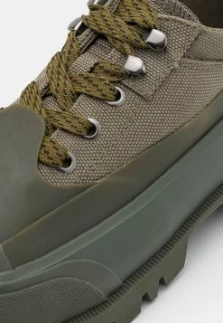 Diesel D-HIKO SH X UNISEX - Casual Lace-ups - Military Olive -Diesel shop 764c516fe74e4b1e868b074b0d54cb72