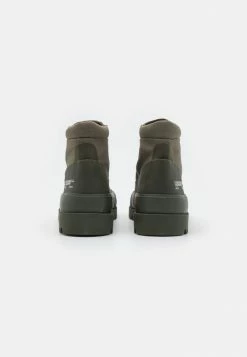 Diesel D-HIKO BT X UNISEX - Lace-up Ankle Boots - Brown 8 Diesel D-HIKO BT X UNISEX - Lace-up Ankle Boots - Brown -Diesel shop 7699546b19664864822cea140367d857