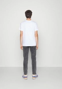 Diesel DSTRUKT - Slim Fit Jeans - 09d78 02 -Diesel shop 77f2ddd7c24a425494ff27579004111b