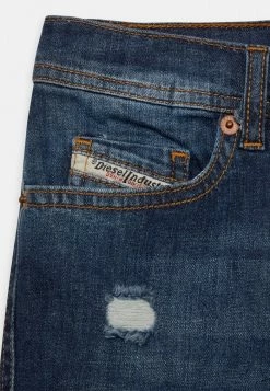 Diesel WILLOH - Denim Shorts - Destroyed Denim -Diesel shop 7aee5242b99843b78994ebfd02986159