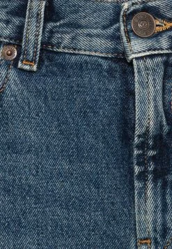 Diesel 2000 - Relaxed Fit Jeans - Denim 5 Diesel 2000 - Relaxed Fit Jeans - Denim -Diesel shop 7b617b15b0d64b58a0796f350bbe14f2