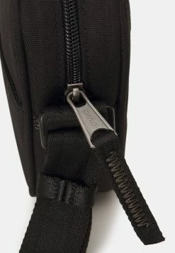 Diesel CAMERA UNISEX - Across Body Bag - Black -Diesel shop 7f69e35eeb3e48e5984b43f8d0036bb4
