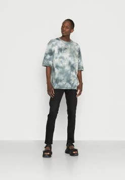 Diesel D-LUSTER - Slim Fit Jeans - 0elay 02 -Diesel shop 89d49386966643a4b5cd13ebd0d65e38