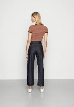 Diesel D-AIR - Straight Leg Jeans - Dark Blue -Diesel shop 96a84ebf8ac14f7eafb7fa23d83c04fb