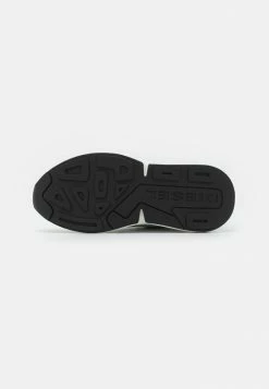 Diesel S-SERENDIPITY SPORT - Trainers - Mint Green/black 11 Diesel S-SERENDIPITY SPORT - Trainers - Mint Green/black -Diesel shop 9f414960b9c0448089901f3824a4368e