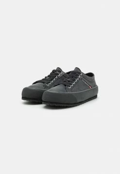 Alternative view of Diesel S-PRINCIPIA LOW X UNISEX - Trainers - Black