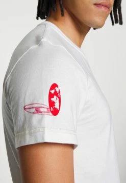 Diesel DIEBIND SLITS - Print T-shirt - White 11 Diesel DIEBIND SLITS - Print T-shirt - White -Diesel shop a4ebd0afbba2412090ff0b4e2342003f