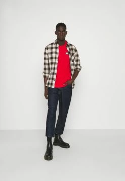 Diesel DIEGOS - Basic T-shirt - Red -Diesel shop ada0f2ed7f1f4eeba2c901dd3c82788b