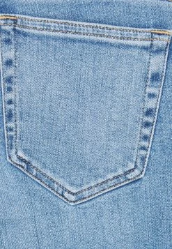 Diesel SLANDY-LOW-ZIP - Jeans Skinny Fit - Light Blue -Diesel shop ae23660eb4124a2ca0805efba51008c6