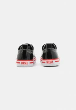 Diesel S-ATHOS LOW - Trainers - Black/white -Diesel shop aeb33bf963f0487db88f4925c1e10a31
