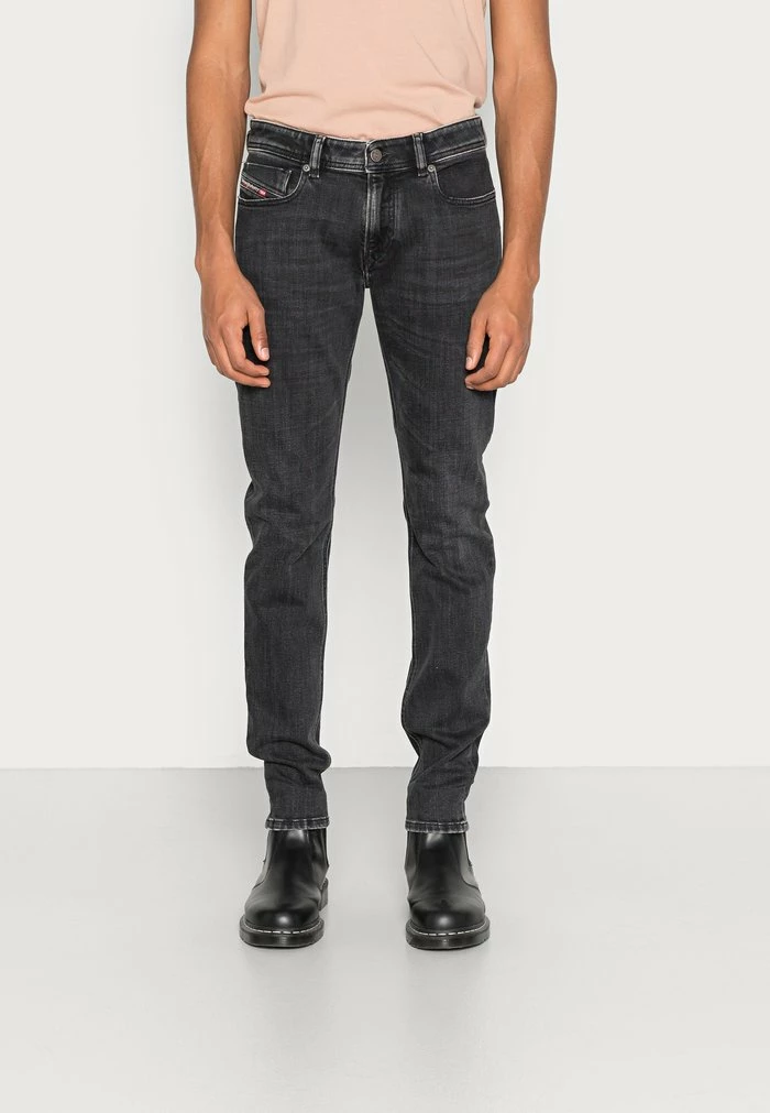 Diesel 1979 SLEENKER - Slim Fit Jeans - 09c23 02 1 Diesel 1979 SLEENKER - Slim Fit Jeans - 09c23 02
