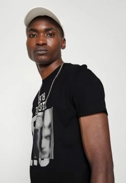 Diesel DIEGOR - Print T-shirt - Black -Diesel shop b4d97a86b0f54df0bac39970f0e96943
