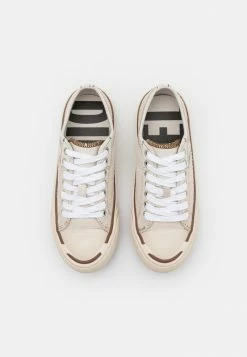 Diesel S-PRINCIPIA LOW X UNISEX - Trainers - White 9 Diesel S-PRINCIPIA LOW X UNISEX - Trainers - White -Diesel shop b5548277cba8413bb4c848564ae2cb74