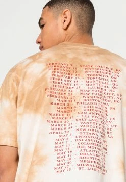 Diesel WASH - Print T-shirt - Beige -Diesel shop bb3a1c6f3a8f4c06bf4ec3e12d193890