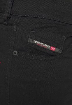 Diesel Straight Leg Jeans - Black Denim -Diesel shop c51d13a057ce40589516035165164b7e
