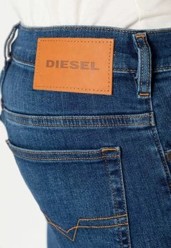 Diesel YENNOX - Straight Leg Jeans - 0gdan 01 -Diesel shop ce80b8ed3ab04228b775ffd8b9bd399f