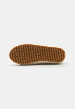 Diesel UNISEX - High-top Trainers - White 10 Diesel UNISEX - High-top Trainers - White -Diesel shop cee012076a234d1abbec9badb8d4d083