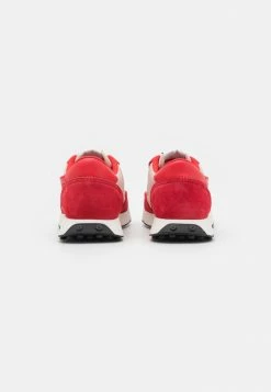 Diesel S-RACER LC - Trainers - Red/off-white -Diesel shop cf8df60b4fab45d4957aca38accbed60