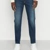 Diesel 1979 SLEENKER - Slim Fit Jeans - 09d43 01