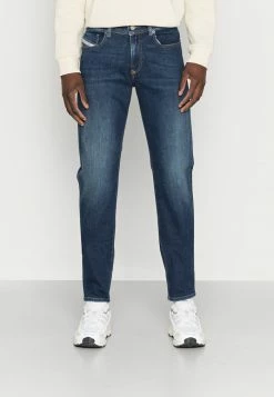 Diesel 1979 SLEENKER - Slim Fit Jeans - 09d43 01