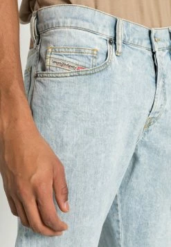 Diesel D-MIHTRY - Straight Leg Jeans - Light Blue Denim -Diesel shop d0927a4951e341b5b5db903b4be28b9d